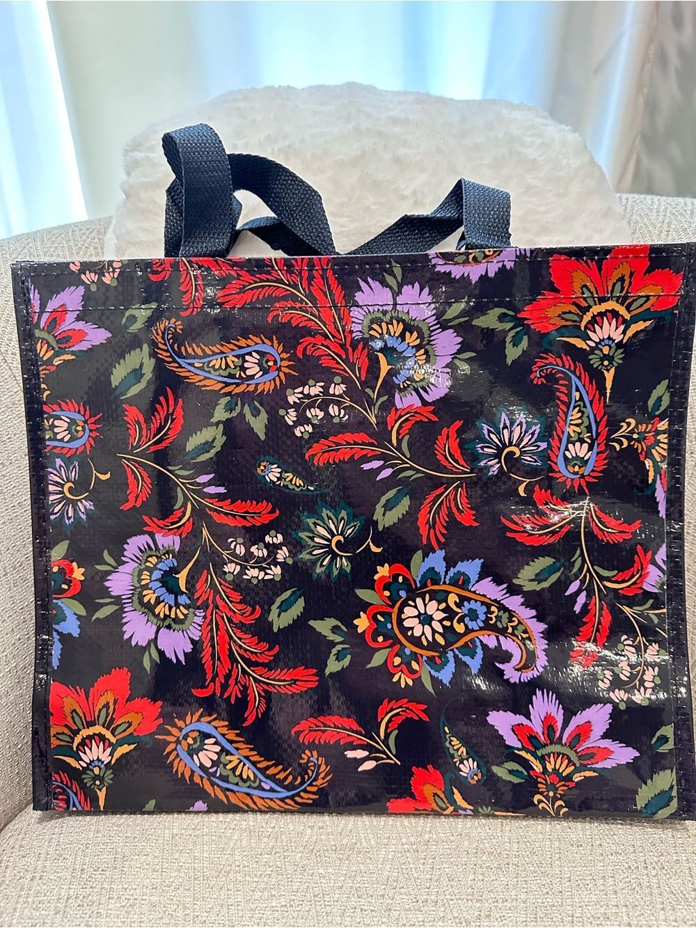 Vera Bradley 3 Gift Totes: Toasty Teddies, Catnip Christmas, Venetian Paisley - Picture 10 of 13